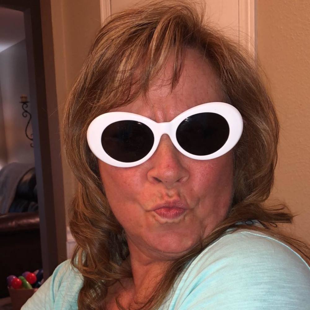 Meet your Posher, Janet